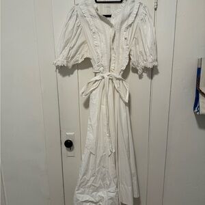 Dôen White mid length dress